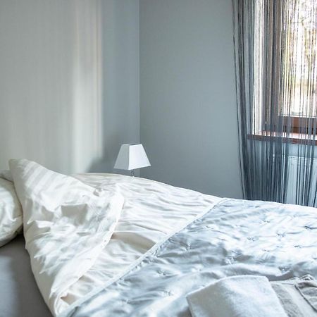 Apartamenty Centrum- Kochanowskiego -Dawniej Two-Bedroom Apartment Zielona Góra Dış mekan fotoğraf