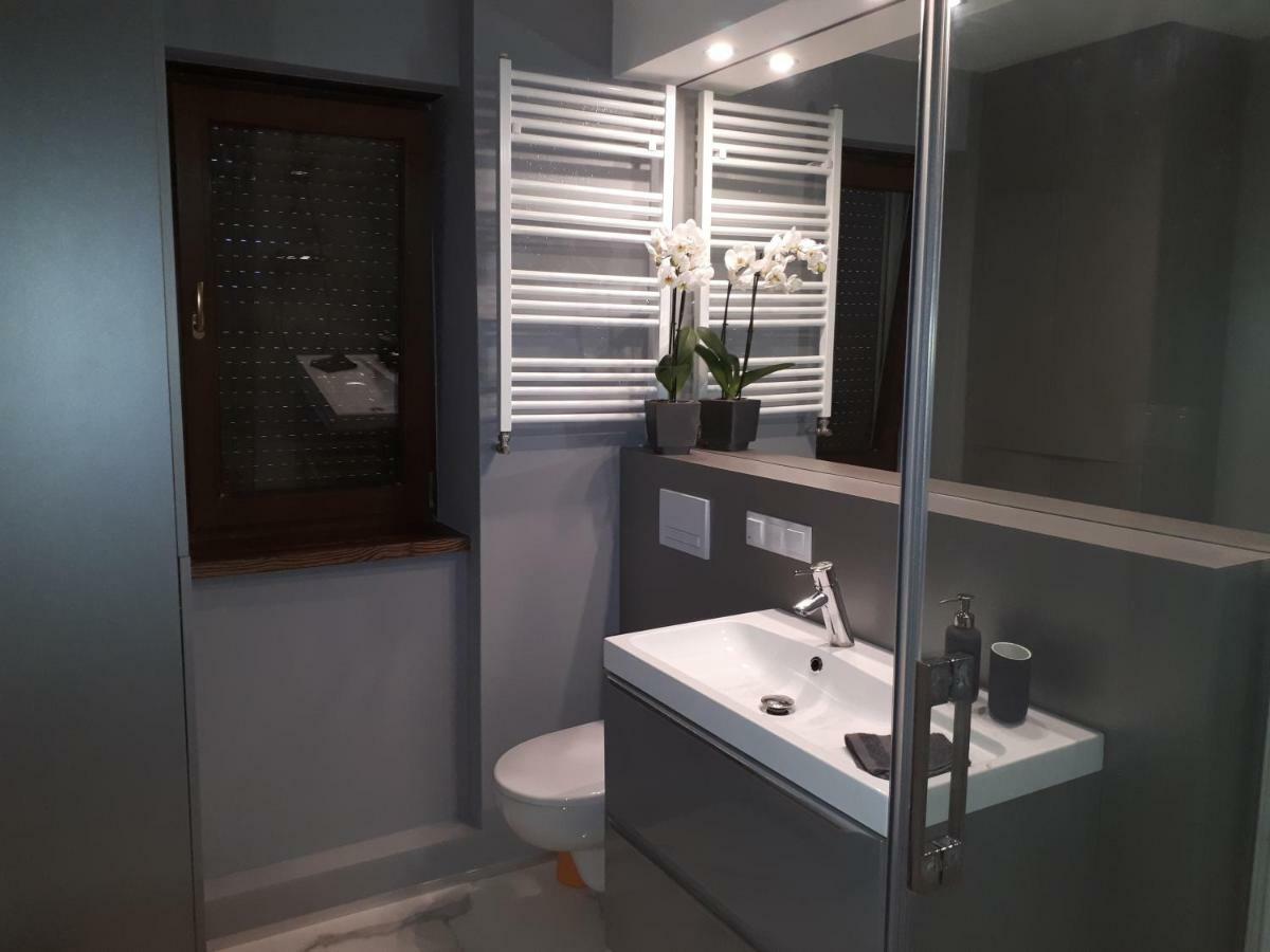 Apartamenty Centrum- Kochanowskiego -Dawniej Two-Bedroom Apartment Zielona Góra Dış mekan fotoğraf