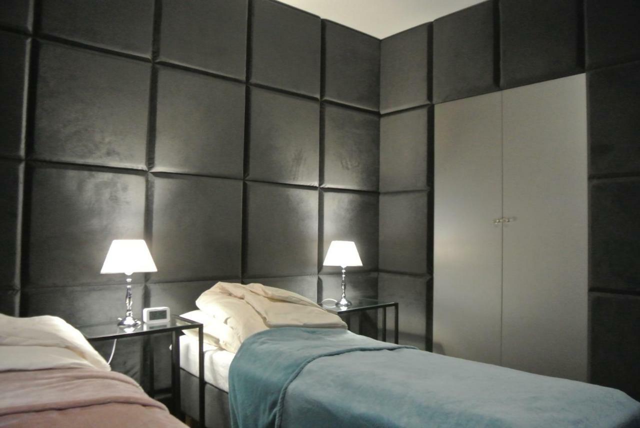 Apartamenty Centrum- Kochanowskiego -Dawniej Two-Bedroom Apartment Zielona Góra Dış mekan fotoğraf