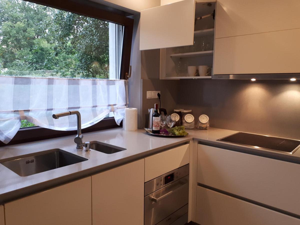 Apartamenty Centrum- Kochanowskiego -Dawniej Two-Bedroom Apartment Zielona Góra Dış mekan fotoğraf